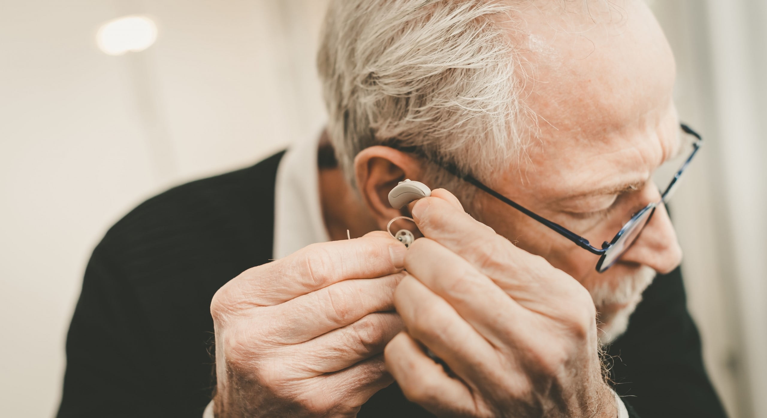 hearing-aids-02